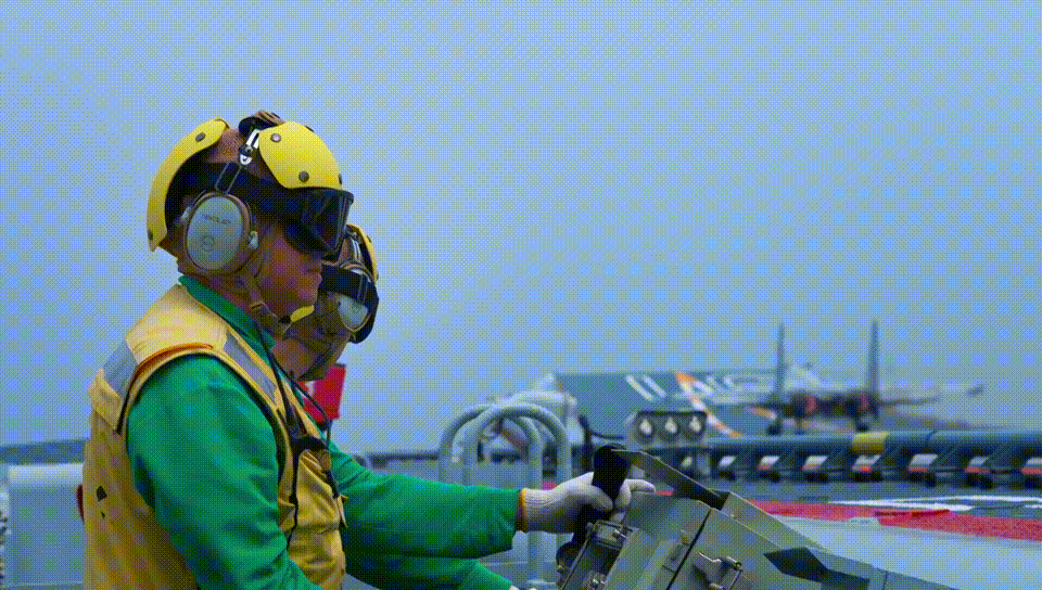 北大口腔医院黄牛代挂号电话票贩子号贩子网上预约挂号,住院检查加快,人民军队与祖国同奋进共成长|《舰遇新时代》