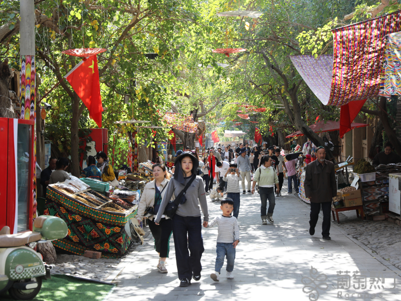 
江苏省中西医结合医院黄牛代挂号电话票贩子号贩子网上预约挂号,住院检查加快,国庆假期的新疆 “人人人人景点人人人人”