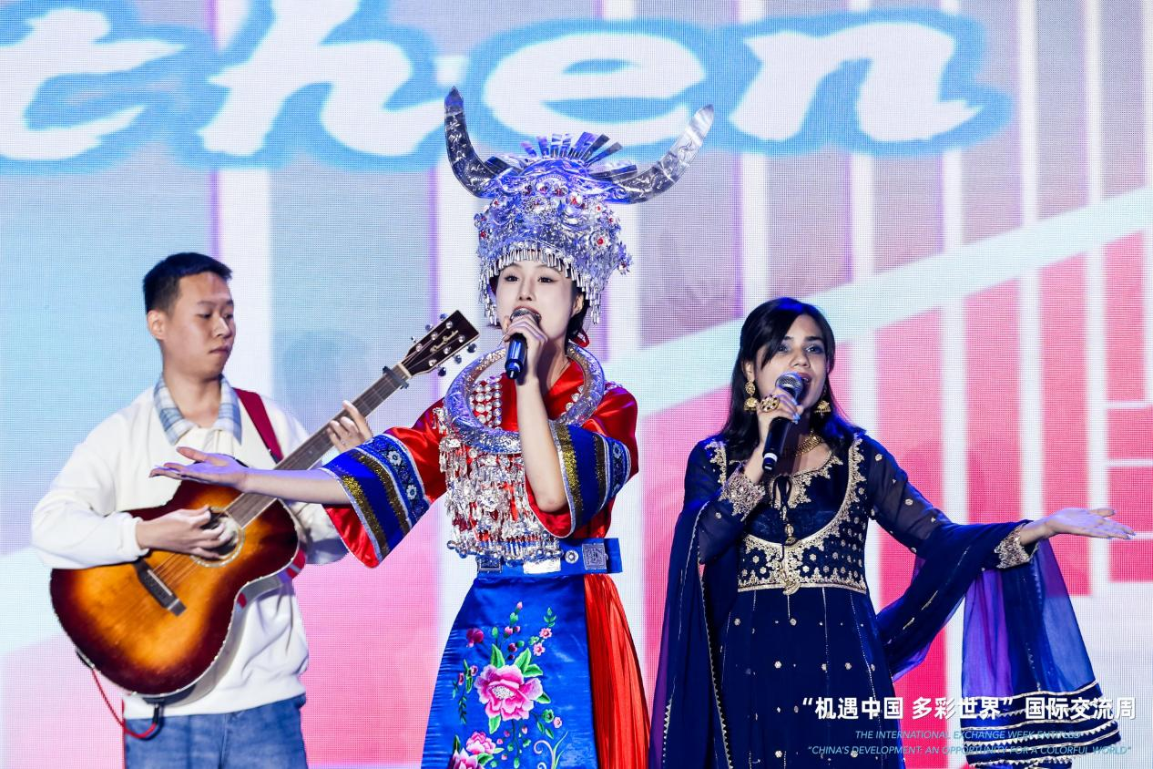 
空军特色医学中心黄牛代挂号电话票贩子号贩子网上预约挂号,住院检查加快,15国使节专家青年探访多彩贵州，感受机遇中国