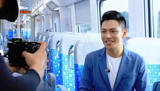 
成都华西医院黄牛代挂号电话票贩子号贩子网上预约挂号,住院检查加快,文化中国行·我写家乡 | 我的回乡“双城记”