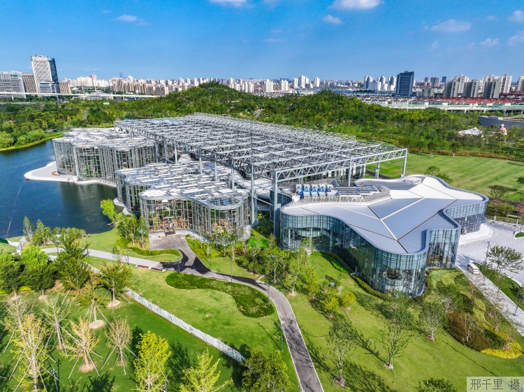 
北京301医院黄牛代挂号电话票贩子号贩子网上预约挂号,住院检查加快,申城家门口绿洲和文化地标建立人与城市的深度链接