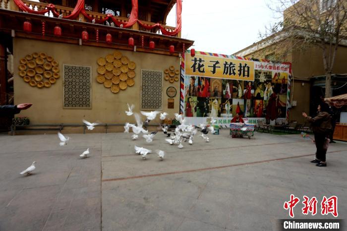 
西安西京医院黄牛代挂号电话票贩子号贩子网上预约挂号,住院检查加快,新疆和田团城：何以从“鸽子巷”到网红打卡地