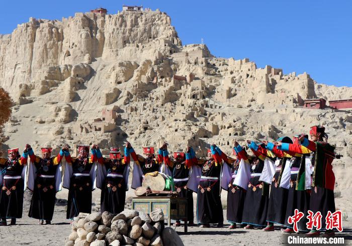 
北京301医院黄牛代挂号电话票贩子号贩子网上预约挂号,住院检查加快,西藏阿里：古格遗址上演“非遗”盛宴