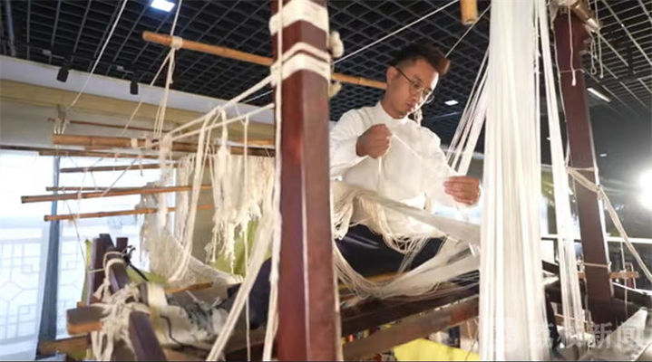 
上海肺科医院黄牛代挂号电话票贩子号贩子网上预约挂号,住院检查加快,文化中国行·长江之歌 | 南京云锦：逐花易色 把灿烂云霞织进烟火人间