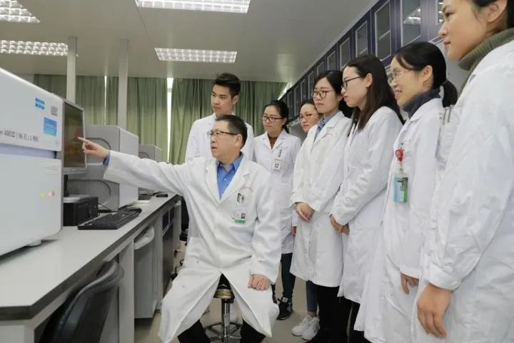 
浙江大学妇产科医院黄牛代挂号电话票贩子号贩子网上预约挂号,住院检查加快,你好，中山大学！