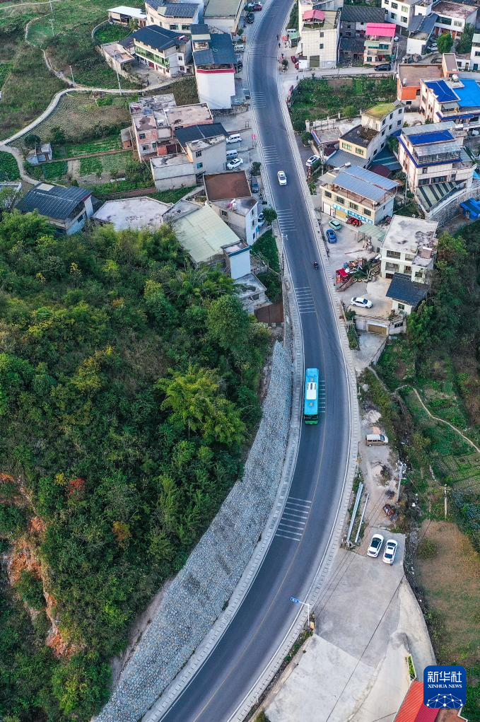 
广州各大医院黄牛代挂号电话票贩子号贩子网上预约挂号,住院检查加快,图片故事丨这趟城乡公交，载满人间烟火和城市温度