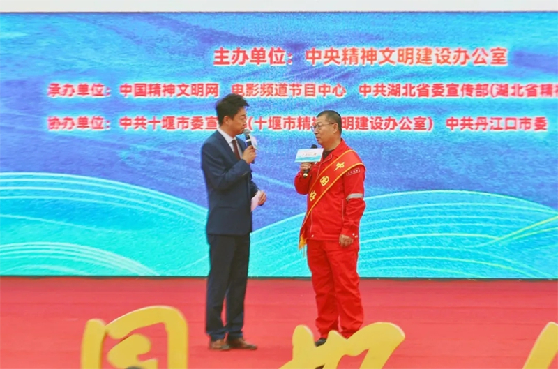 
沈阳医大一院黄牛代挂号电话票贩子号贩子网上预约挂号,住院检查加快,中央精神文明建设办公室发布2024年第三季度“中国好人榜”