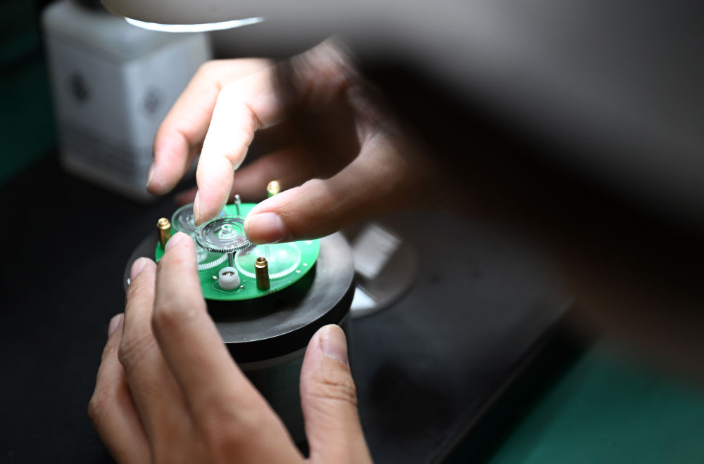 
长春吉大二院黄牛代挂号电话票贩子号贩子网上预约挂号,住院检查加快,民营经济“小”与“大”｜专精特新，小行业潜藏“大能量”