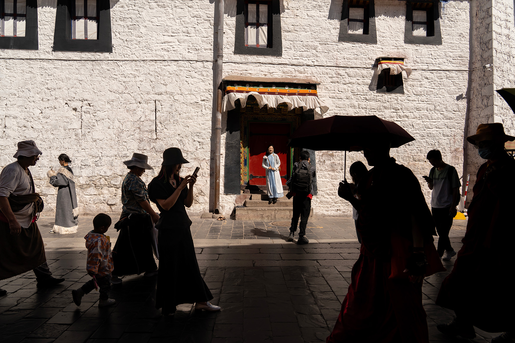 
北京北大口腔医院黄牛代挂号电话票贩子号贩子网上预约挂号,住院检查加快,“光影力量”第五届西藏网络影像节投稿作品——雪域高原·街头巷影