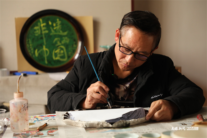 
代挂姜玉武的号黄牛代挂号电话票贩子号贩子网上预约挂号,住院检查加快,文化中国行·长江之歌｜大方漆器的“守”与“变”