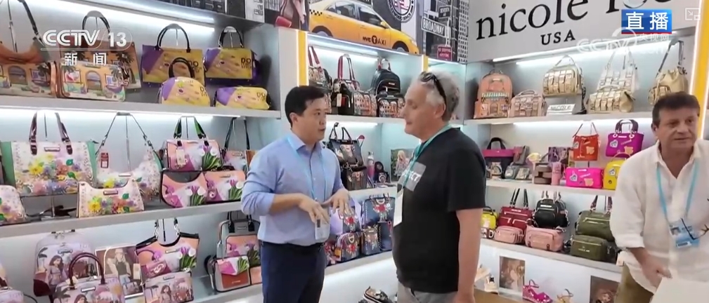 
北京协和医院黄牛代挂号电话票贩子号贩子网上预约挂号,住院检查加快,需求激发创新活力 “小箱包”大放异彩闯出“大市场”