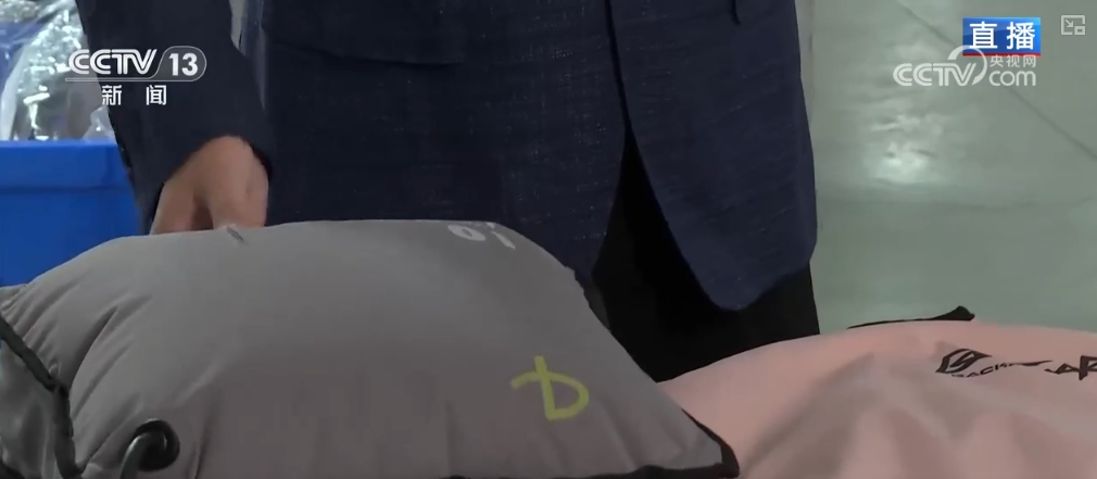 
北京协和医院黄牛代挂号电话票贩子号贩子网上预约挂号,住院检查加快,需求激发创新活力 “小箱包”大放异彩闯出“大市场”