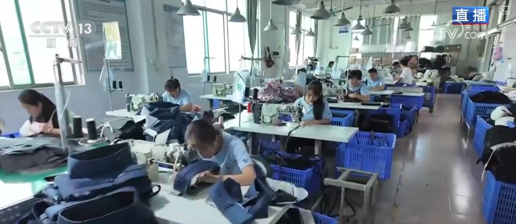 
北京协和医院黄牛代挂号电话票贩子号贩子网上预约挂号,住院检查加快,需求激发创新活力 “小箱包”大放异彩闯出“大市场”