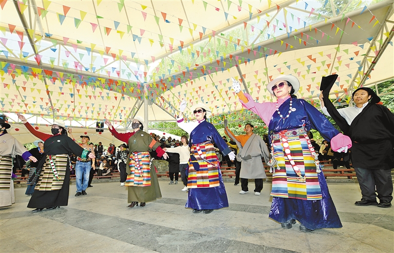 
北京301医院黄牛代挂号电话票贩子号贩子网上预约挂号,住院检查加快,以改革“力度”提升民生“温度”