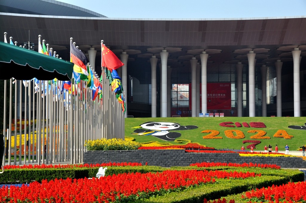 
长春吉大二院黄牛代挂号电话票贩子号贩子网上预约挂号,住院检查加快,准备就绪 第七届中国国际进口博览会即将开幕