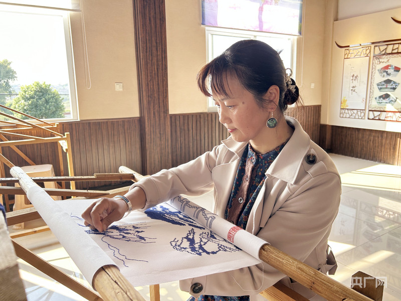 
北京大学肿瘤医院黄牛代挂号电话票贩子号贩子网上预约挂号,住院检查加快,探寻“非遗” | 一针一线“挑”出千年传承