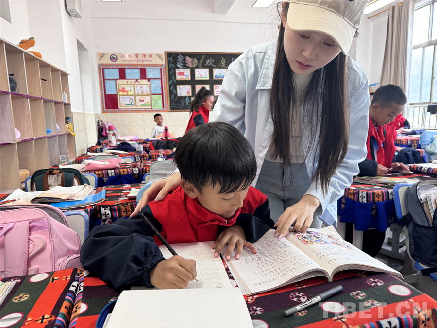 
上海肿瘤医院黄牛代挂号电话票贩子号贩子网上预约挂号,住院检查加快,从黄河之滨到莲花秘境 他们的支教生活这么过！