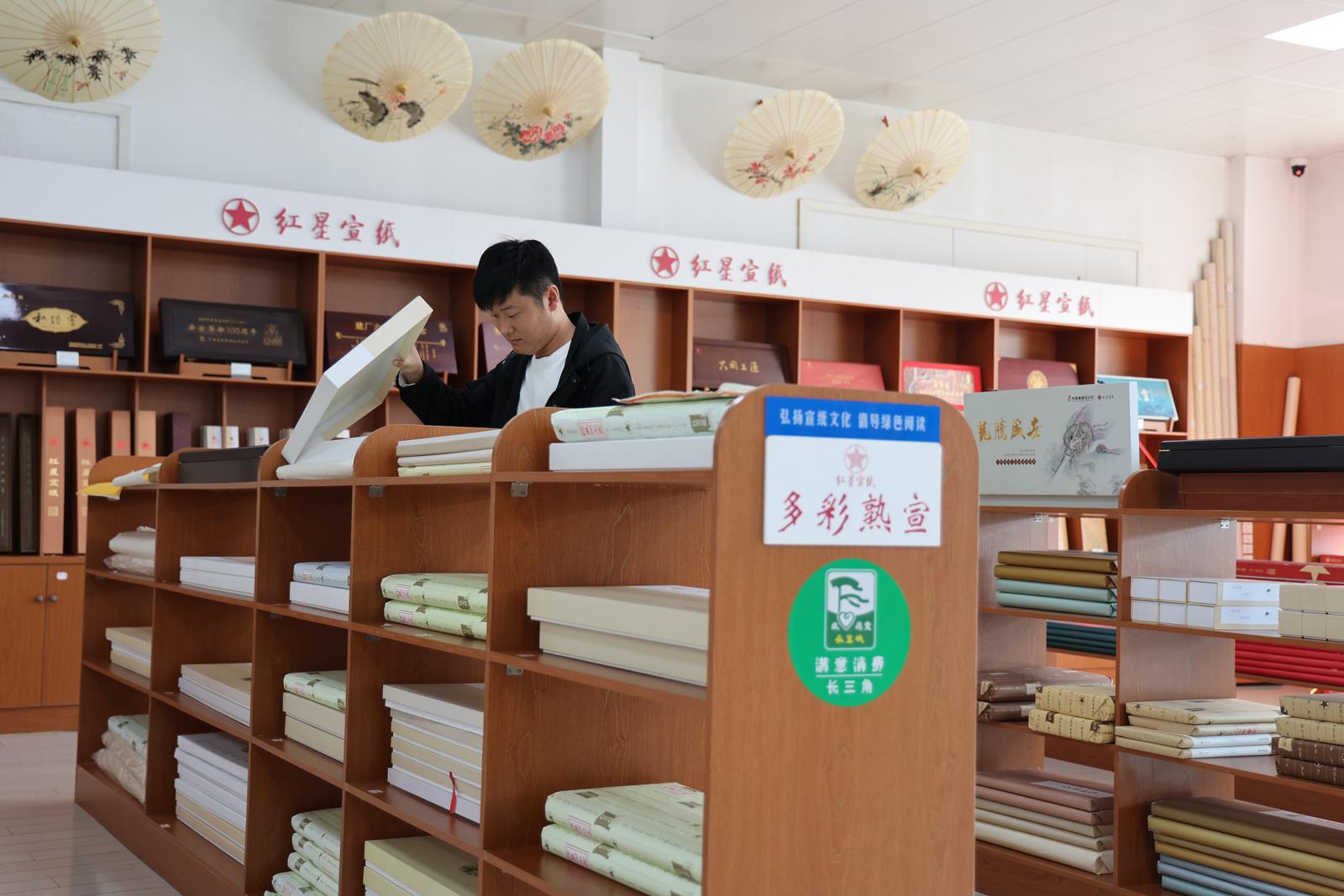 
北京大学肿瘤医院黄牛代挂号电话票贩子号贩子网上预约挂号,住院检查加快,文化中国行·长江之歌 | 108道工序，匠心制作一张纸