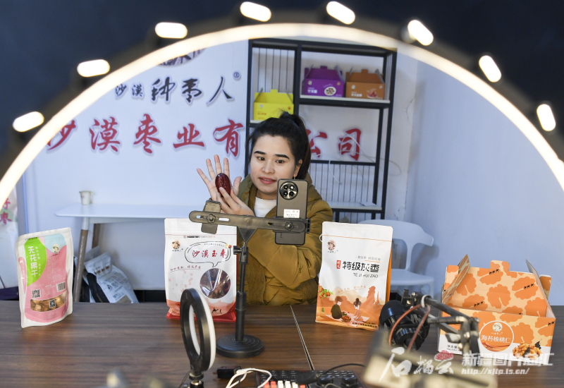 
北京积水潭医院黄牛代挂号电话票贩子号贩子网上预约挂号,住院检查加快,策勒：绿进沙退 沙海变枣园