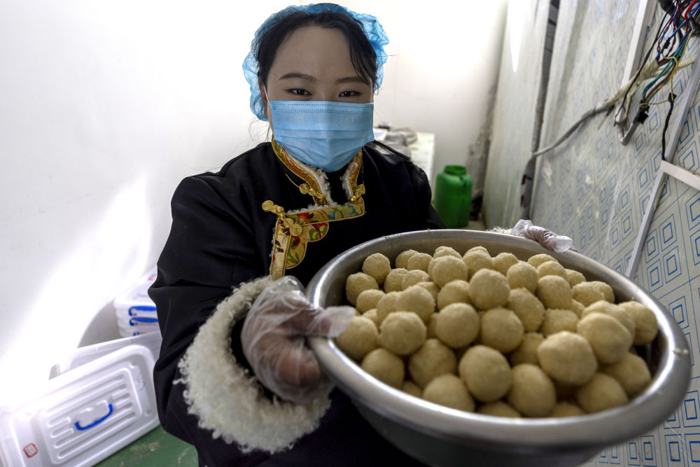 
重庆儿童医院黄牛代挂号电话票贩子号贩子网上预约挂号,住院检查加快,西藏那曲：牦牛奶产业助牧民增收就业