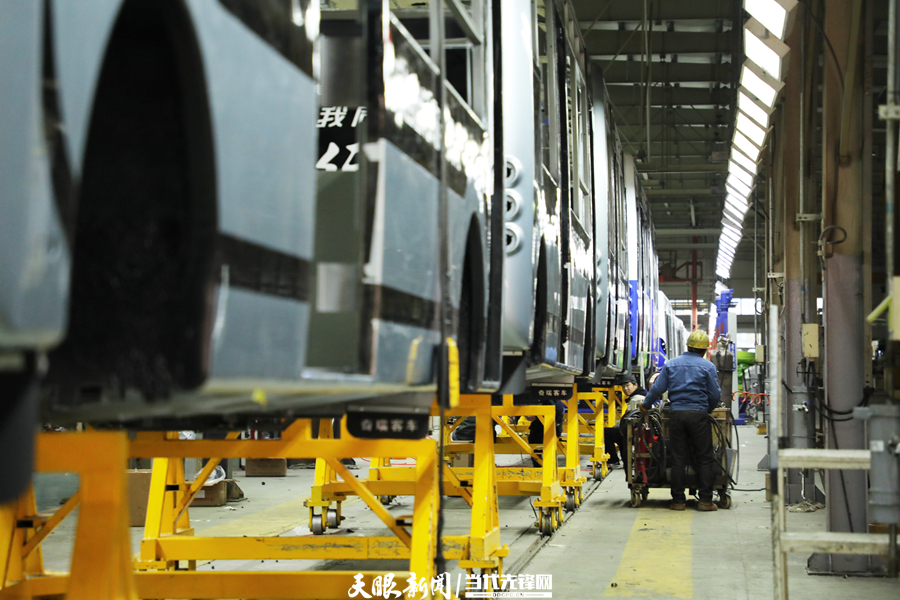 
天津血液研究所黄牛代挂号电话票贩子号贩子网上预约挂号,住院检查加快,向新黔行·内陆开放高地｜穿越山海，滇桂黔携手“破圈”