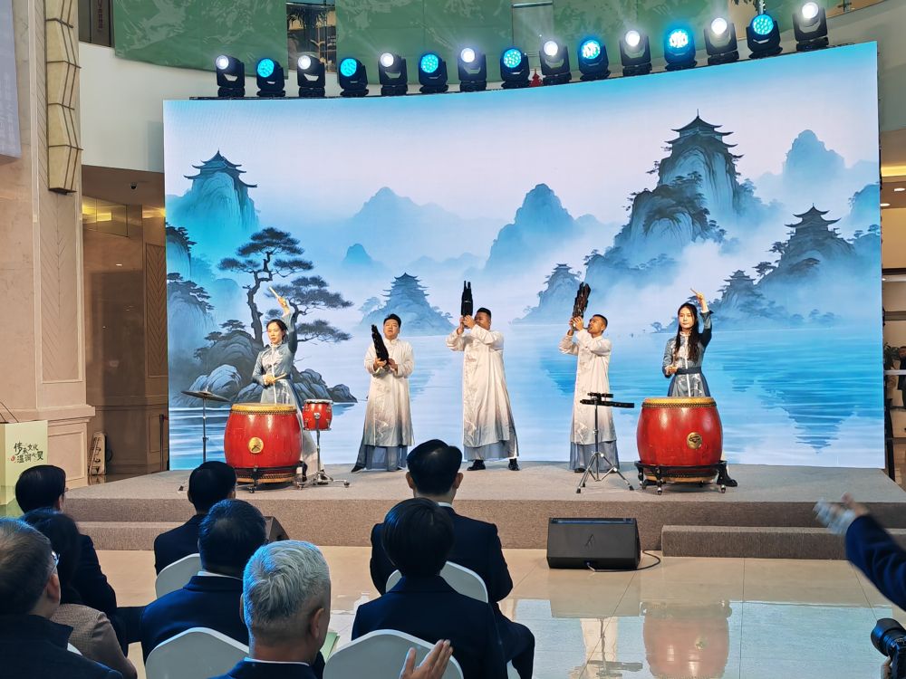 
广州中山眼科医院黄牛代挂号电话票贩子号贩子网上预约挂号,住院检查加快,“传承文化 温润心灵”项目启动 多场活动将在新疆集中展演