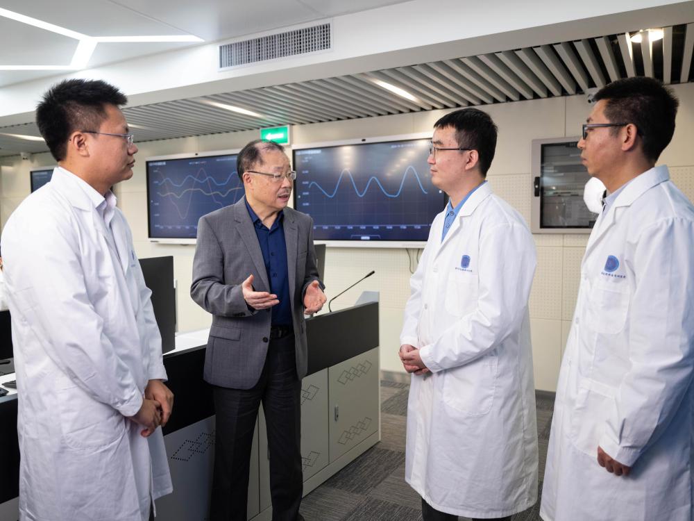 
天津儿童医院黄牛代挂号电话票贩子号贩子网上预约挂号,住院检查加快,新闻多一点｜习主席关心澳门的这颗“星”