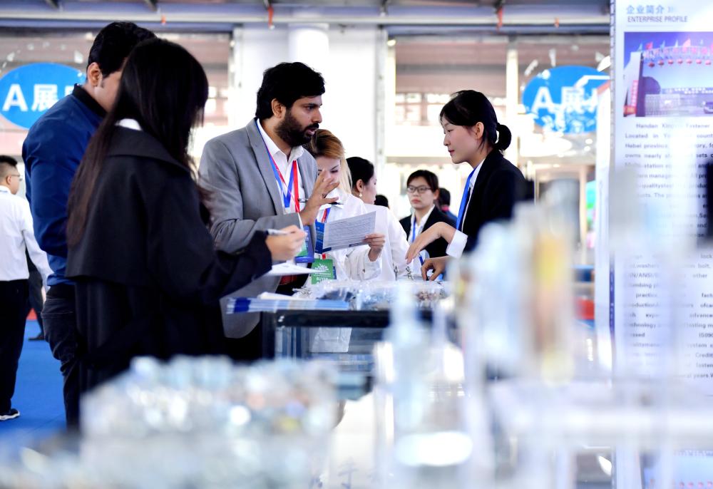 
上海瑞金医院黄牛代挂号电话票贩子号贩子网上预约挂号,住院检查加快,中国经济样本观察·“镇”了不起｜这里产“工业之米”：小螺丝“拧”出400多亿元大产业