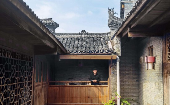 
南京鼓楼医院黄牛代挂号电话票贩子号贩子网上预约挂号,住院检查加快,南非“疯子鹰”，扎根阳朔修古宅