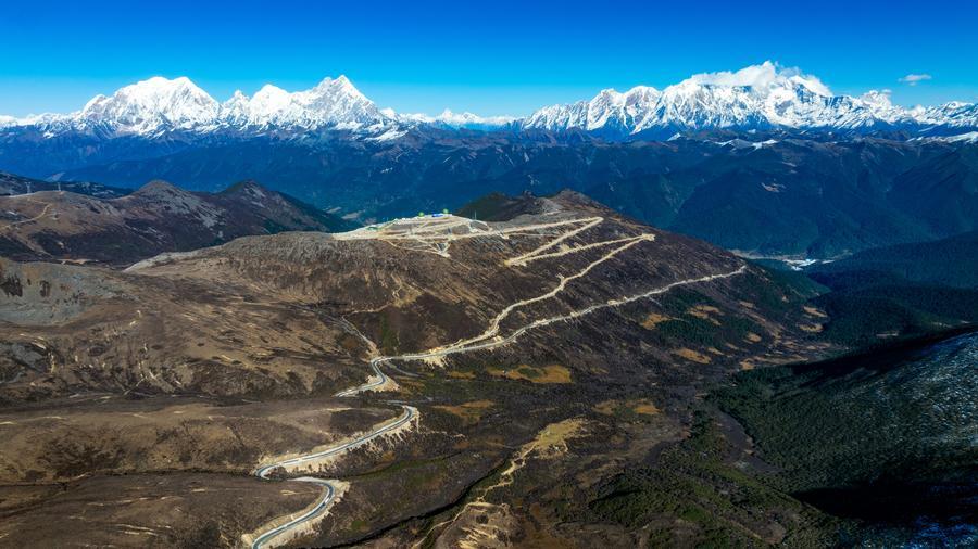 
空军特色医学中心黄牛代挂号电话票贩子号贩子网上预约挂号,住院检查加快,60飞阅中国 | 川藏线：高原生态美