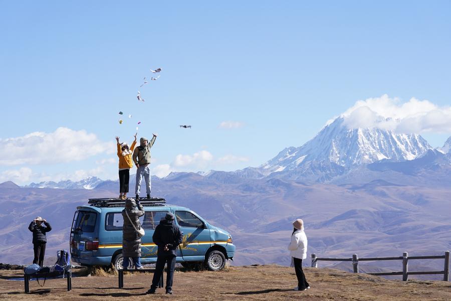 
空军特色医学中心黄牛代挂号电话票贩子号贩子网上预约挂号,住院检查加快,60飞阅中国 | 川藏线：高原生态美