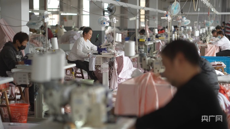 
中国人民解放军总医院黄牛代挂号电话票贩子号贩子网上预约挂号,住院检查加快,【你好，小镇】江苏三星：衣被天下