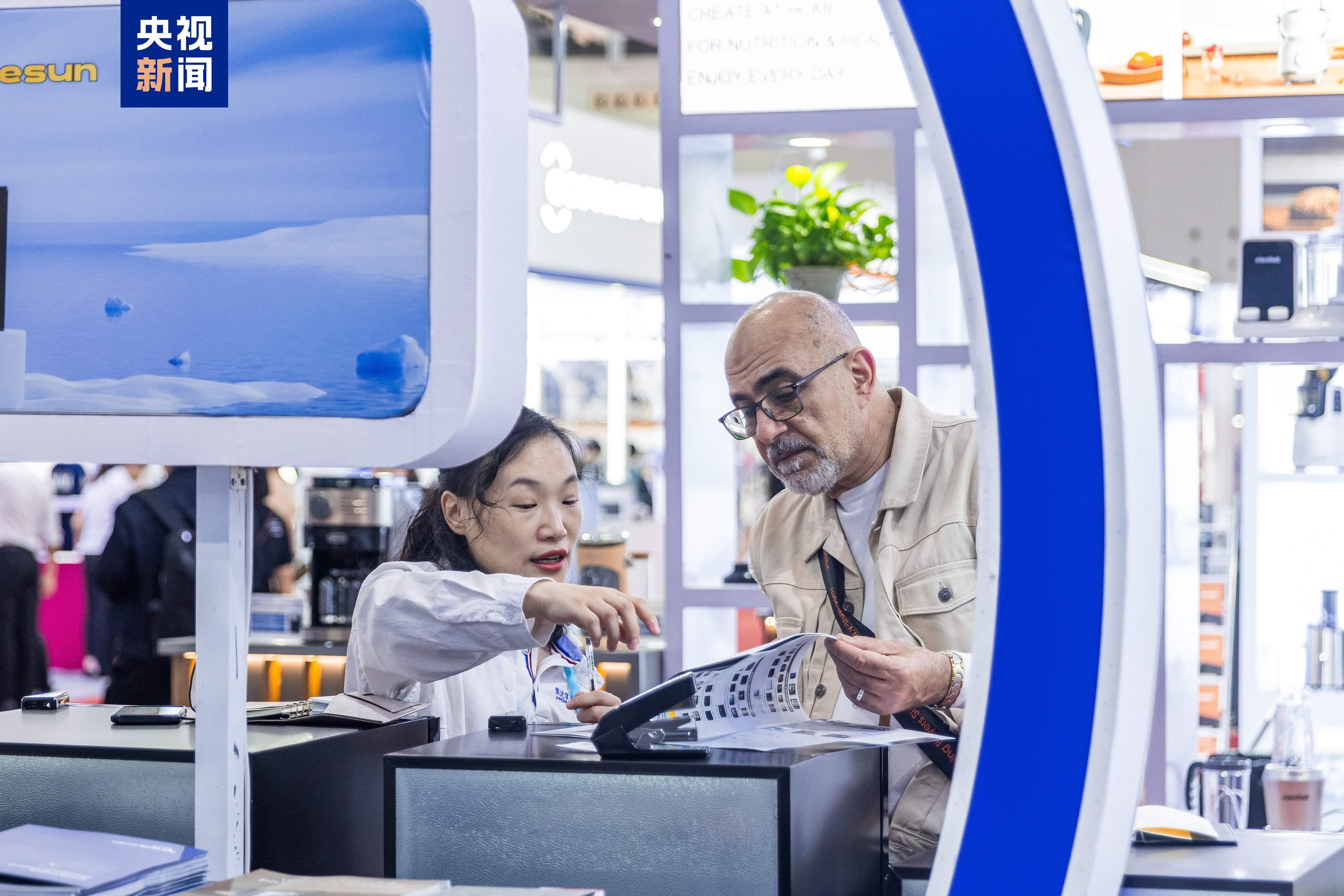 
中国中医科学院眼科医院黄牛代挂号电话票贩子号贩子网上预约挂号,住院检查加快,潮涌新岁 经济第一大省如何在谋新局中启新篇？