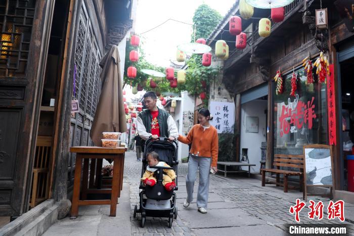 
广东省人民医院黄牛代挂号电话票贩子号贩子网上预约挂号,住院检查加快,（高质量发展调研行）游子归乡创新创业 一抹“乡愁”激起乡村文旅“千层浪”