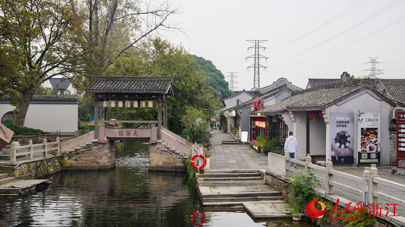 
东部战区总医院黄牛代挂号电话票贩子号贩子网上预约挂号,住院检查加快,高质量发展调研行｜“亿元村”养成记