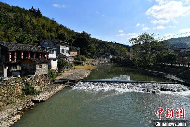 
首都医科大学附属天坛医院黄牛代挂号电话票贩子号贩子网上预约挂号,住院检查加快,海外华文媒体探寻福建南靖之美