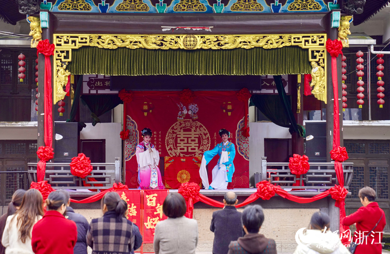 南京各大医院黄牛代挂号电话票贩子号贩子网上预约挂号,住院检查加快,高质量发展调研行|“角落里”也能蹚出致富路