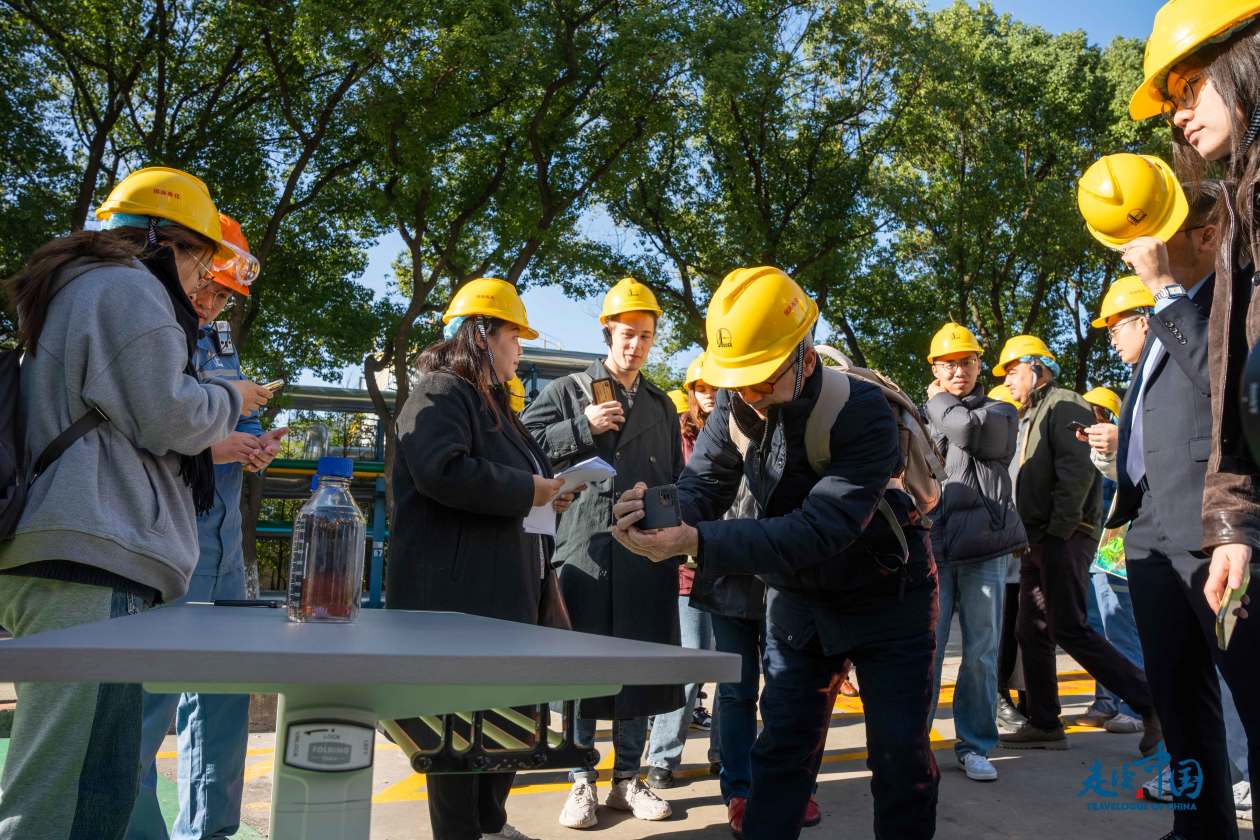 
包含北京大学第一医院黄牛代挂号电话票贩子号贩子网上预约挂号,住院检查加快,外国记者走读中国 解码中国式现代化