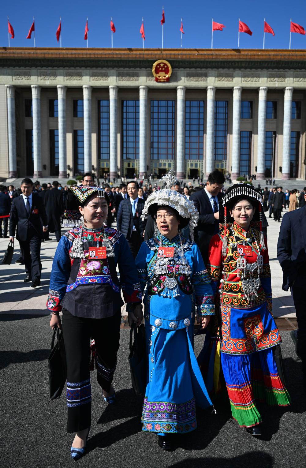 
北京各大医院黄牛代挂号电话票贩子号贩子网上预约挂号,住院检查加快,两会镜距离 | 她们的风采