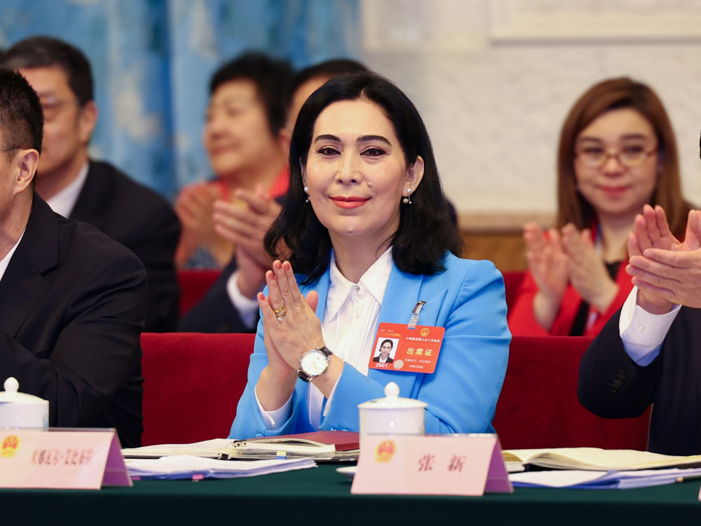 
北京各大医院黄牛代挂号电话票贩子号贩子网上预约挂号,住院检查加快,两会镜距离 | 她们的风采