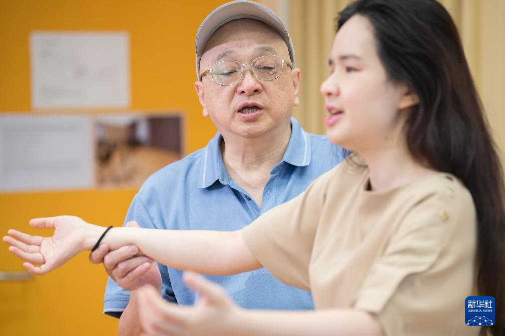 
杭州市三医院黄牛代挂号电话票贩子号贩子网上预约挂号,住院检查加快,香港故事｜音乐让她向光而行