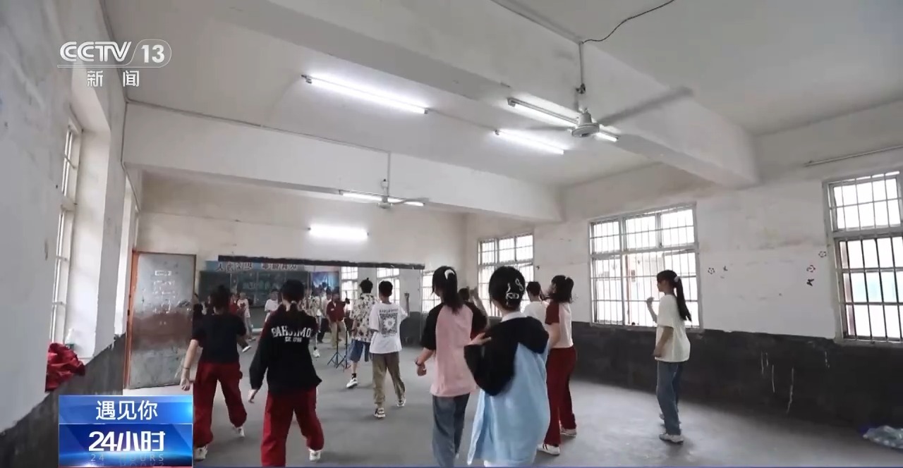 
北京协和医院黄牛代挂号电话票贩子号贩子网上预约挂号,住院检查加快,遇见你丨舞动吧，少年！这位老师用舞蹈打开孩子们的心
