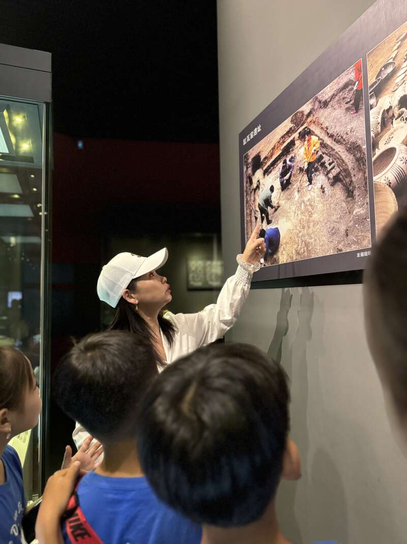 
北京世纪坛医院黄牛代挂号电话票贩子号贩子网上预约挂号,住院检查加快,民族团结的种子种在孩子心中