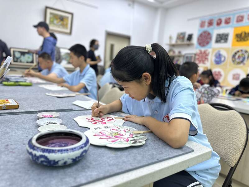 
北京世纪坛医院黄牛代挂号电话票贩子号贩子网上预约挂号,住院检查加快,民族团结的种子种在孩子心中