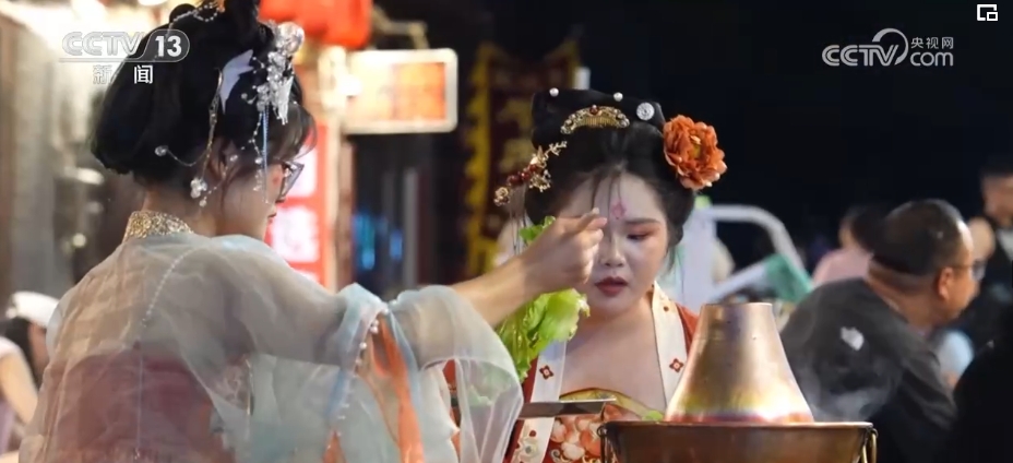 
上海眼耳鼻喉科医院黄牛代挂号电话票贩子号贩子网上预约挂号,住院检查加快,历史是底气！着华服、绾青丝、点朱丹……文化“穿”在百姓身上