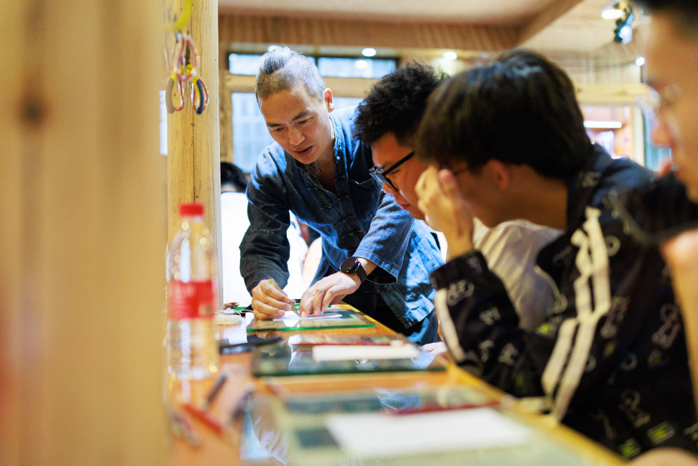 
首都医科大学附属北京同仁医院黄牛代挂号电话票贩子号贩子网上预约挂号,住院检查加快,文化中国行·传统村落人文影像志|控拜村：600年间回荡的银之歌