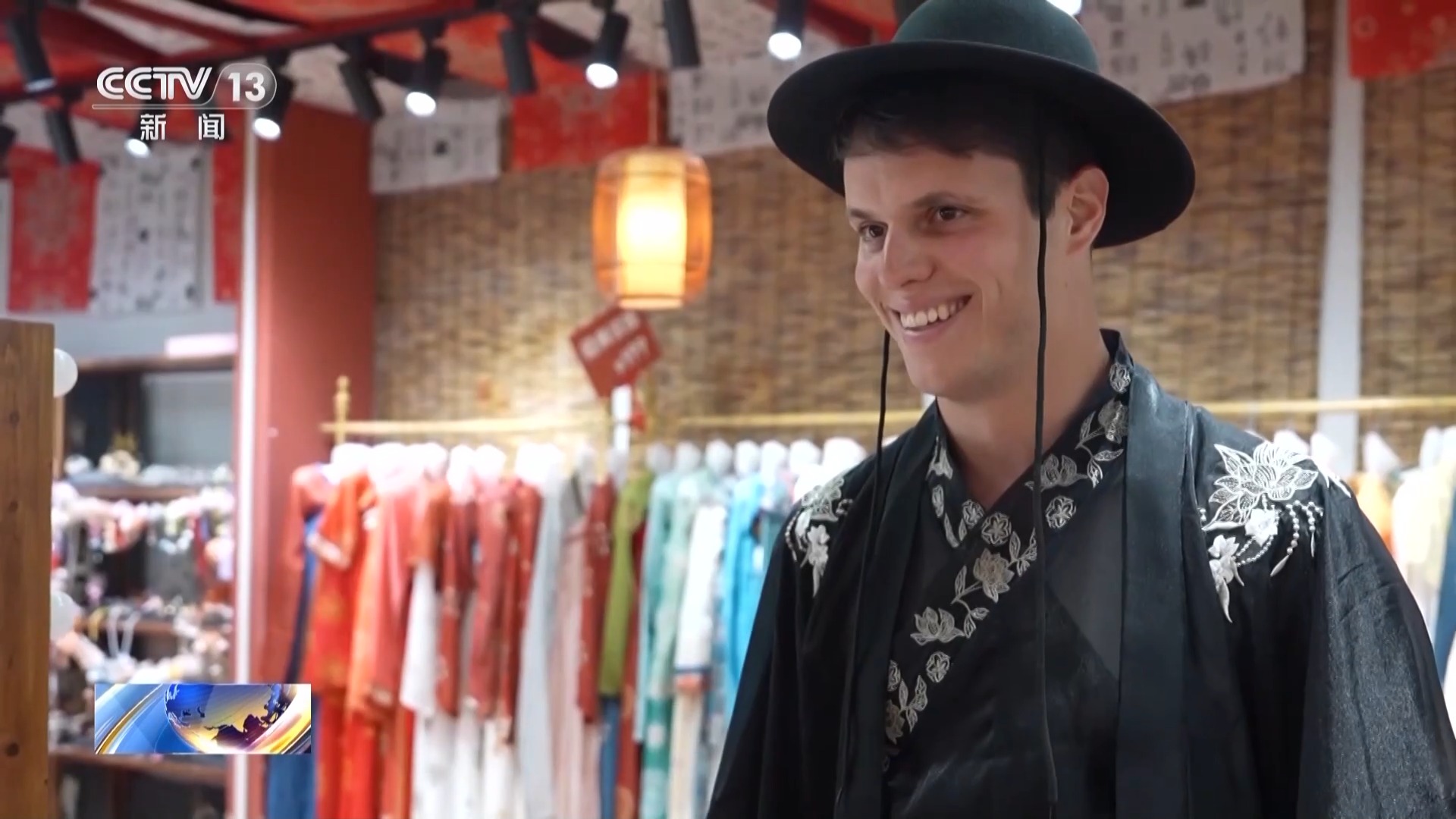 
杭州各大医院黄牛代挂号电话票贩子号贩子网上预约挂号,住院检查加快,中国经济向“新”力丨在“入境”热潮里探寻中国的魅力