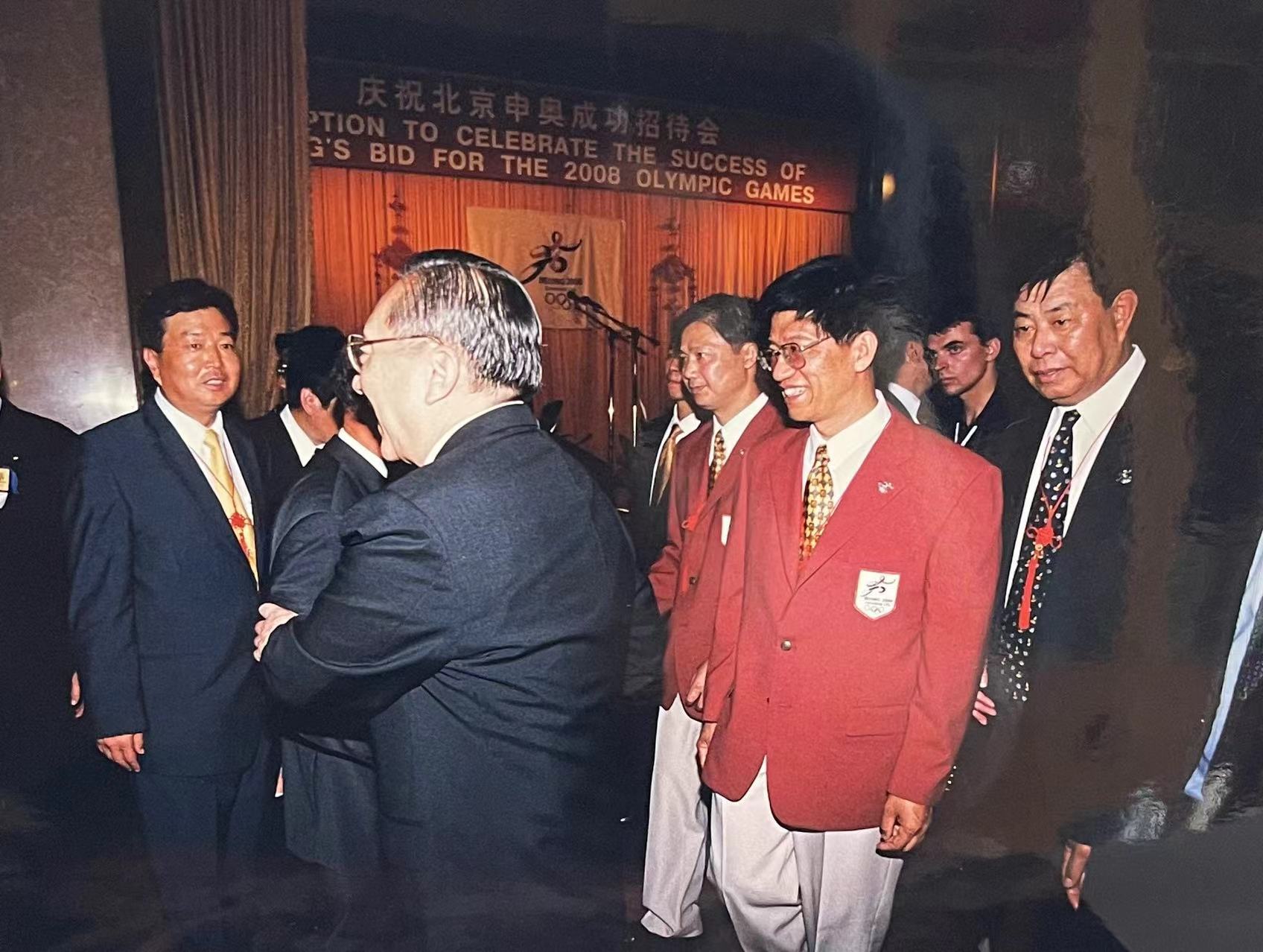 
北京大学人民医院孔圆黄牛挂号电话13241153586华彬集团的奥运情缘