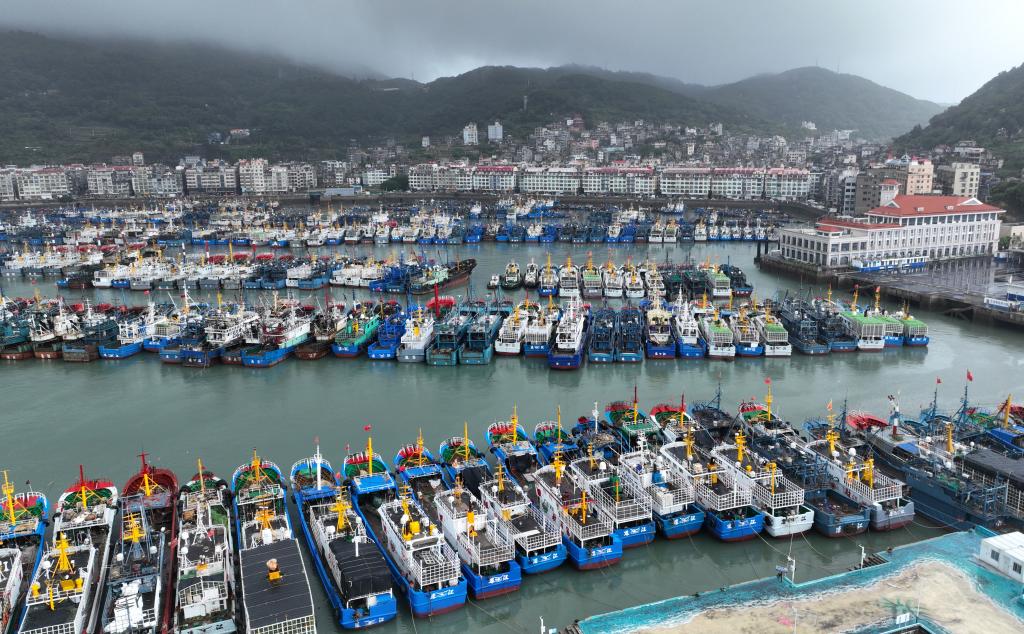 
浙江省肿瘤医院黄牛代挂号电话票贩子号贩子网上预约挂号,住院检查加快,闻“风”而动 与“风”赛跑——福建各地全力防范台风“格美”见闻