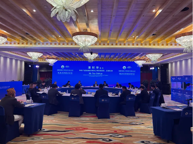 
中山大学中山眼科中心黄牛代挂号电话票贩子号贩子网上预约挂号,住院检查加快,走进鲁朗扎西岗村，中外“大咖”这么说……